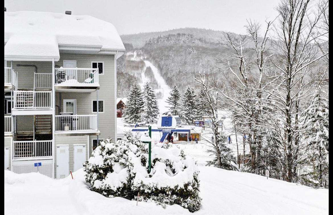 Condo Ski-In Ski-Out Stoneham Extérieur photo