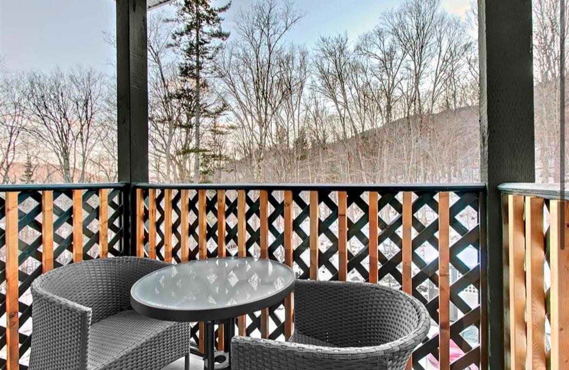 Condo Ski-In Ski-Out Stoneham Extérieur photo